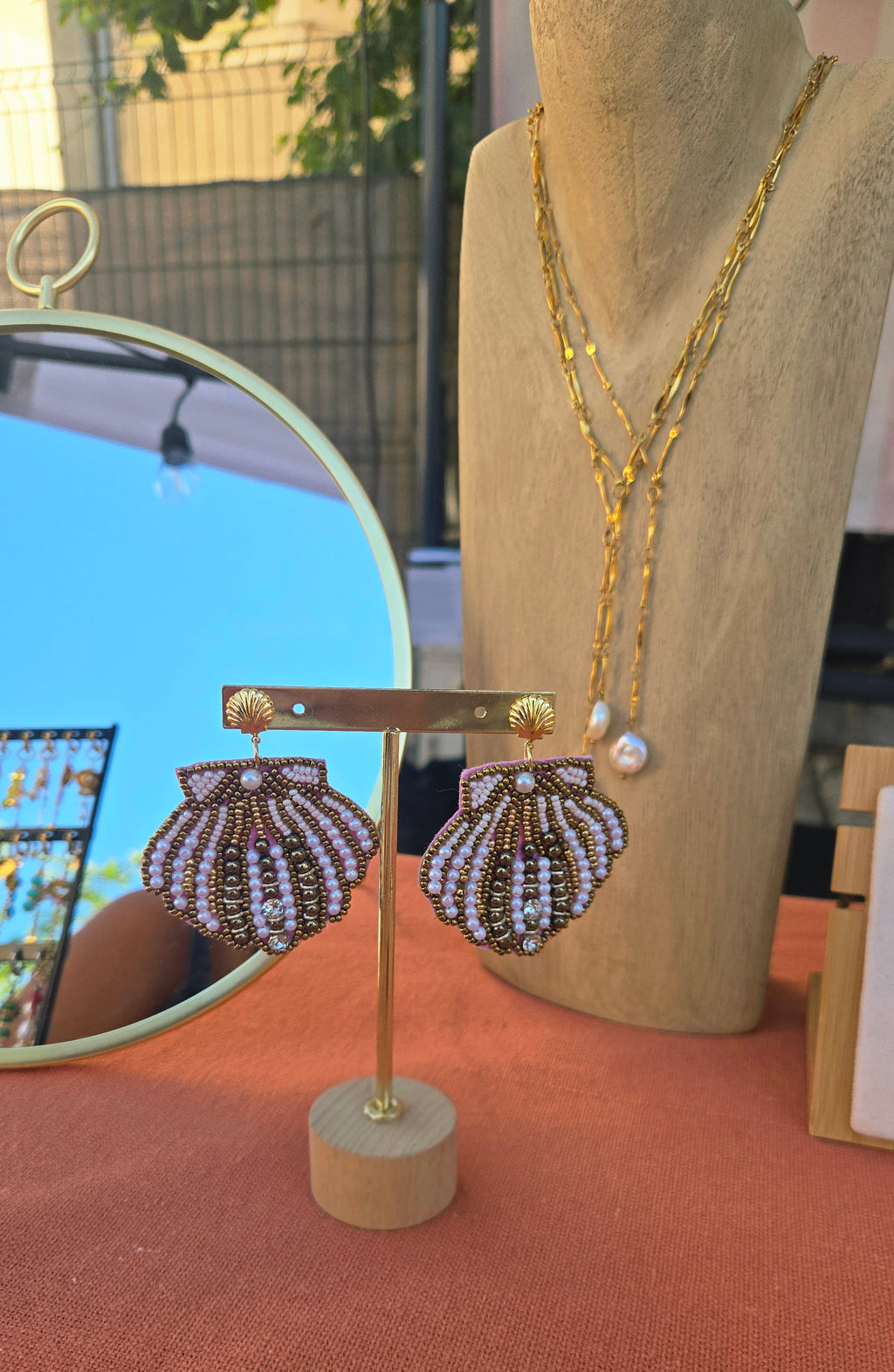 Boucles d'oreilles " Coquillage perlé"